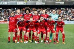 开云体育中国官网-参与西甲联赛的球队，展现出强大实力！