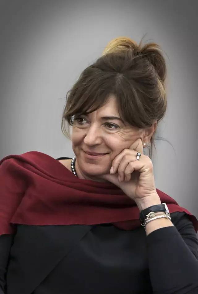 捷克代表团队员争先恐后,一路领跑 捷克代表团队员争先恐后,一路领跑