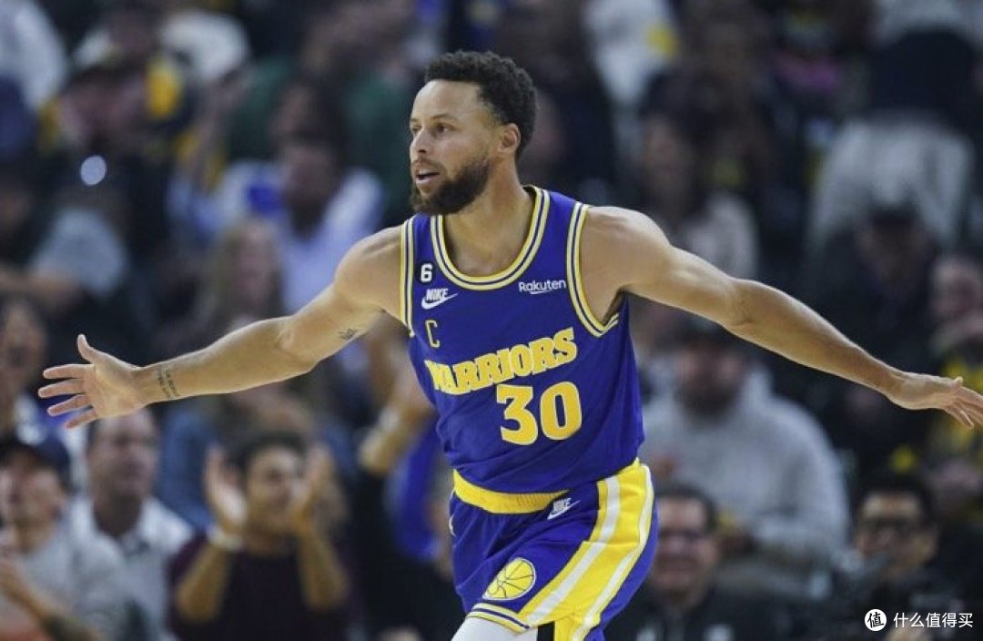 马刺主场大胜黄蜂,两连胜稳定排名! 马刺主场大胜黄蜂,两连胜稳定排名!