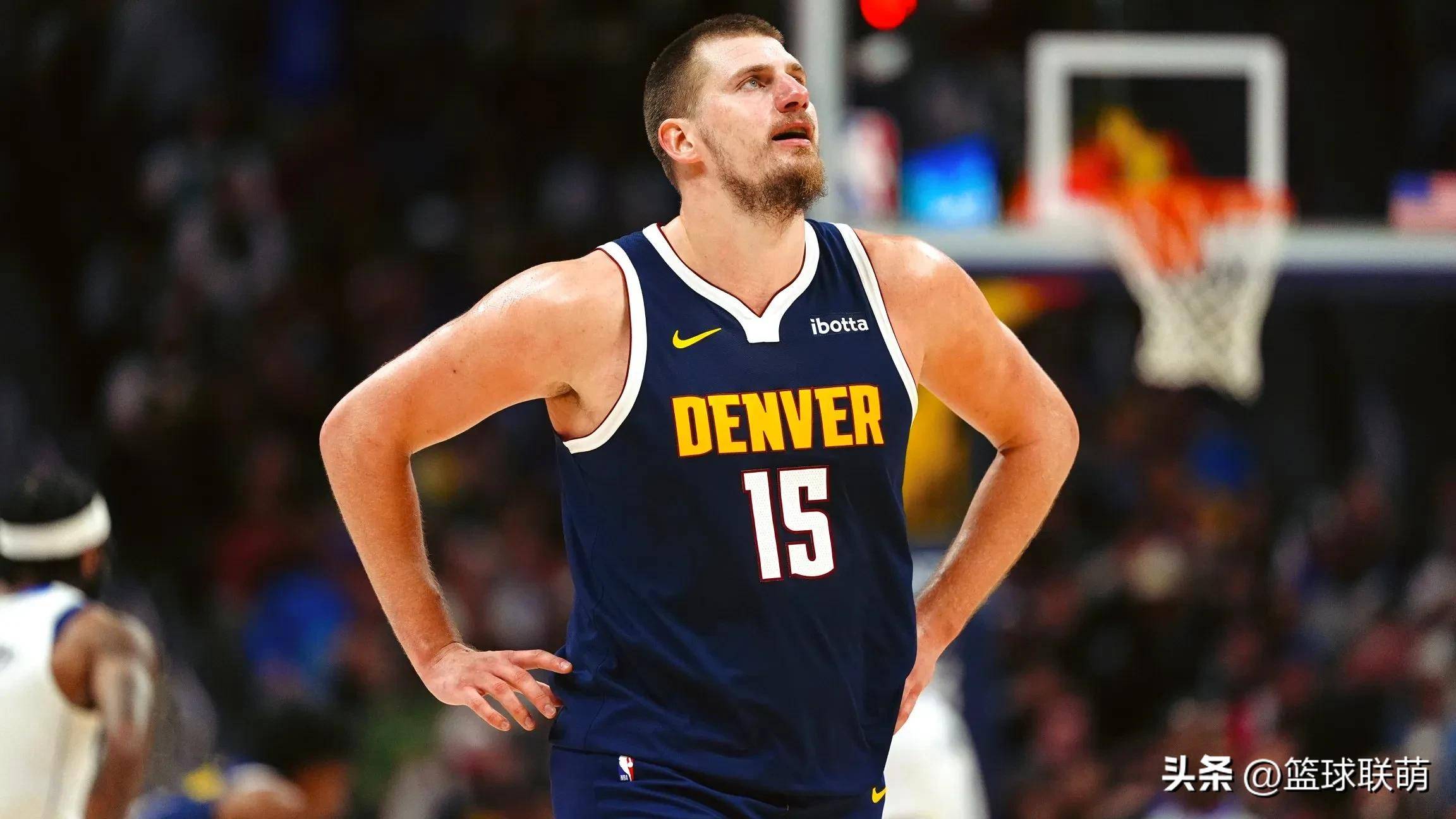 爵士客场击败掘金,米切尔砍下全队最高27分 爵士客场击败掘金,米切尔砍下全队最高27分