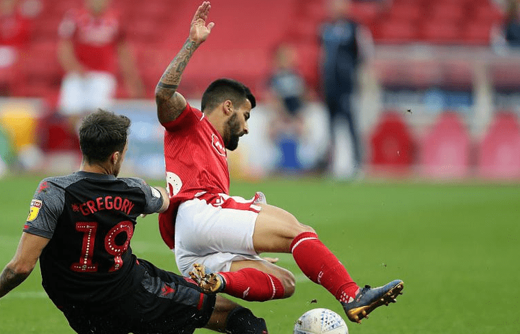 关于斯旺西客场小胜巴恩斯利,英冠升级前景看涨的信息 关于斯旺西客场小胜巴恩斯利,英冠升级前景看涨的信息