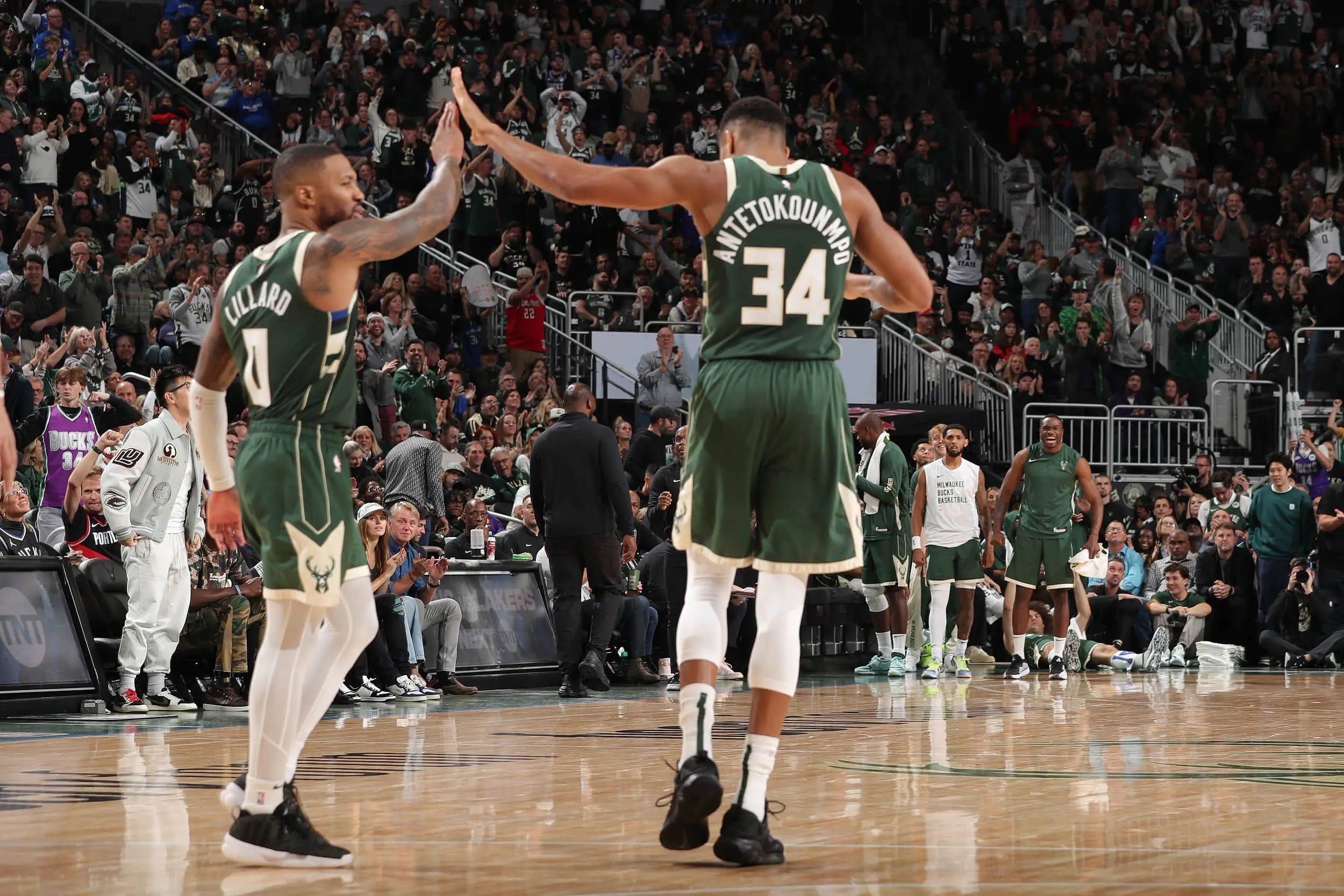 雄鹿四核合砍分，制胜凯尔特人