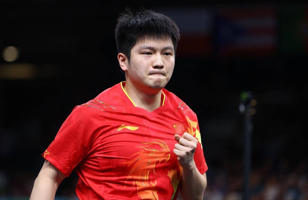 包含新星崭露头角，夺得冠军殊荣的词条