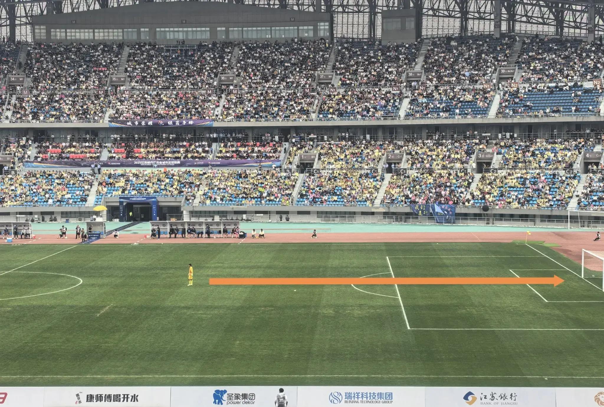 国内足球顶级联赛擂台对阵，赛制异常激烈